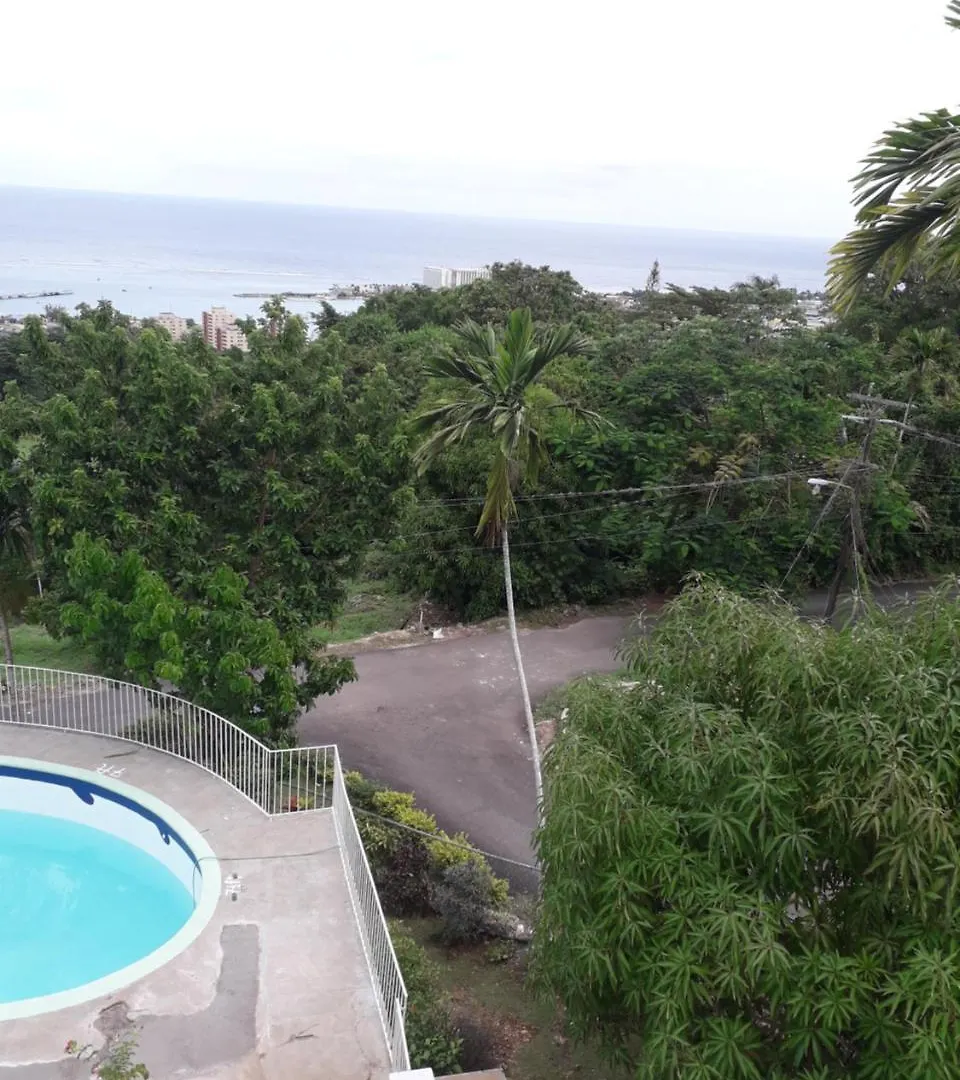 Csompo Bed And Breakfast Ocho Rios 0*,  Giamaica