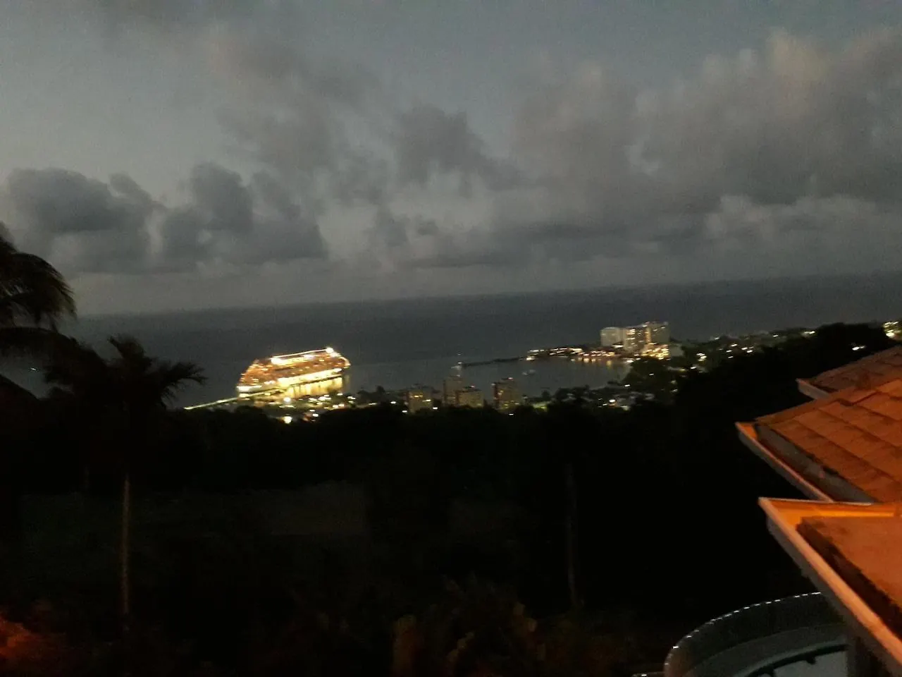 Csompo Bed And Breakfast Ocho Rios Giamaica